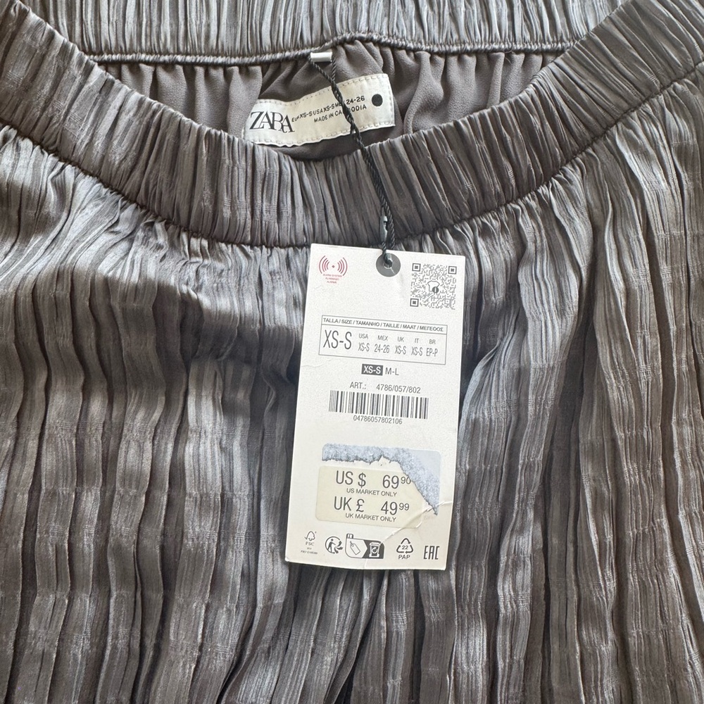 Zara Gray Pleated Skirt